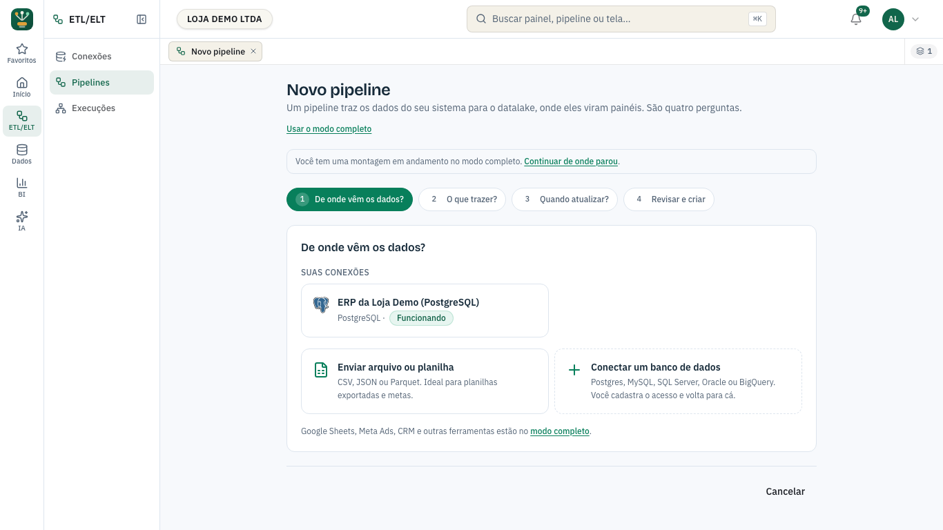 Novo pipeline no modo guiado, pergunta 1 de 4: conexões salvas, enviar arquivo ou conectar um banco
